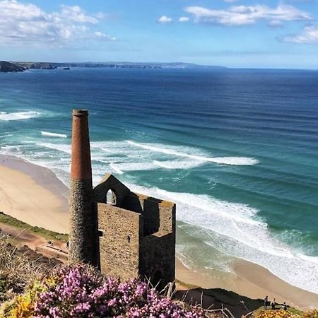 Newly Renovated Characterful Cottage, Wheal Rose Scorrier Bagian luar foto