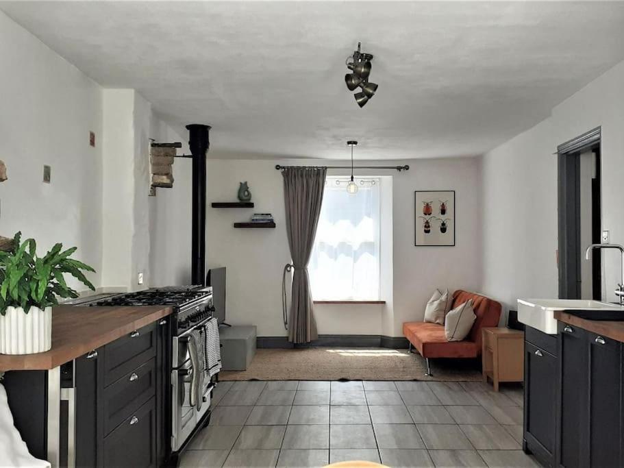 Newly Renovated Characterful Cottage, Wheal Rose Scorrier Bagian luar foto